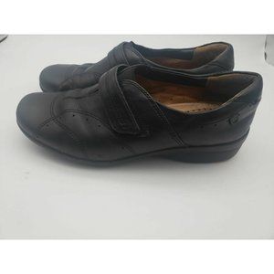 Clarks UnStructured Womens  Leather Slip On Loafer Shoes  Size 10 Medium Black